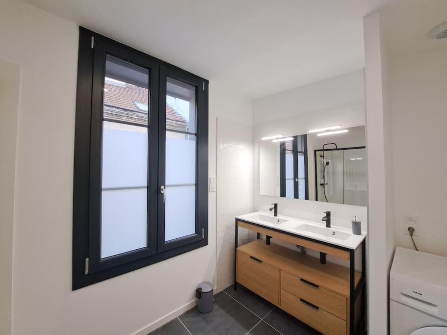 شقة Antibes, Duplex Lumineux رانس المظهر الخارجي الصورة